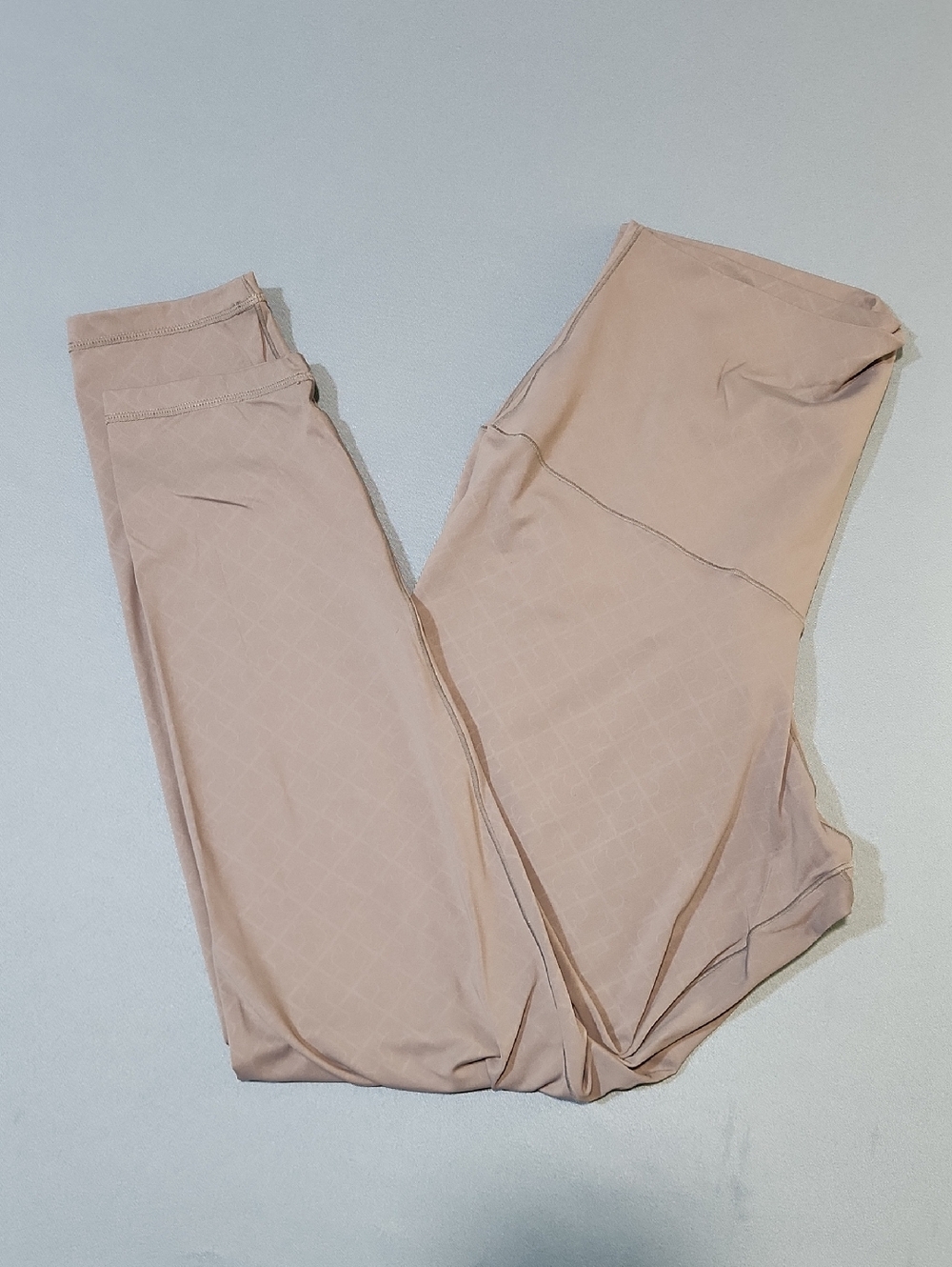 SHEFIT Gray 7/8 Performance Leggings. 2Luxe.